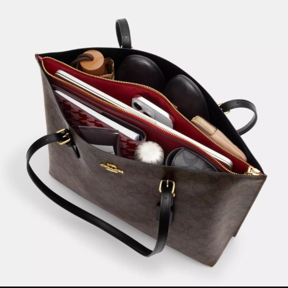 New with Tag Coach Mollie Red Tote Bag - Picture 5 of 9